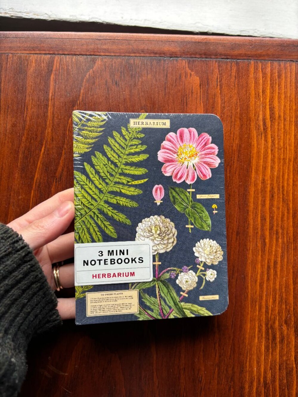 Brand New Notebook and Stationary Gift Bundle - Picture 5 of 8